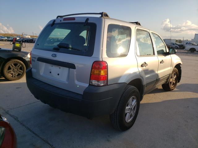 2005 FORD ESCAPE