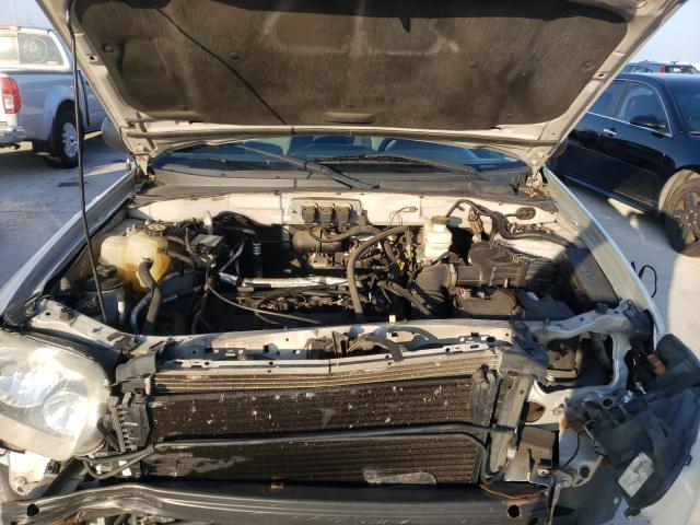 2005 FORD ESCAPE