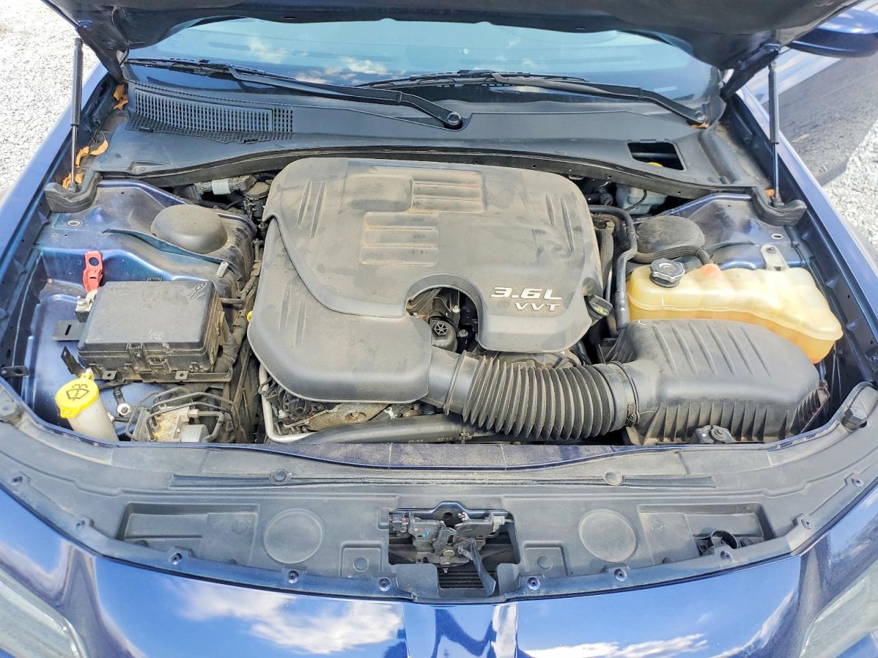 2015 CHRYSLER 300