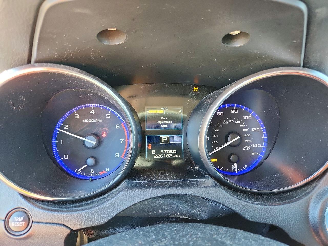 2015 SUBARU LEGACY