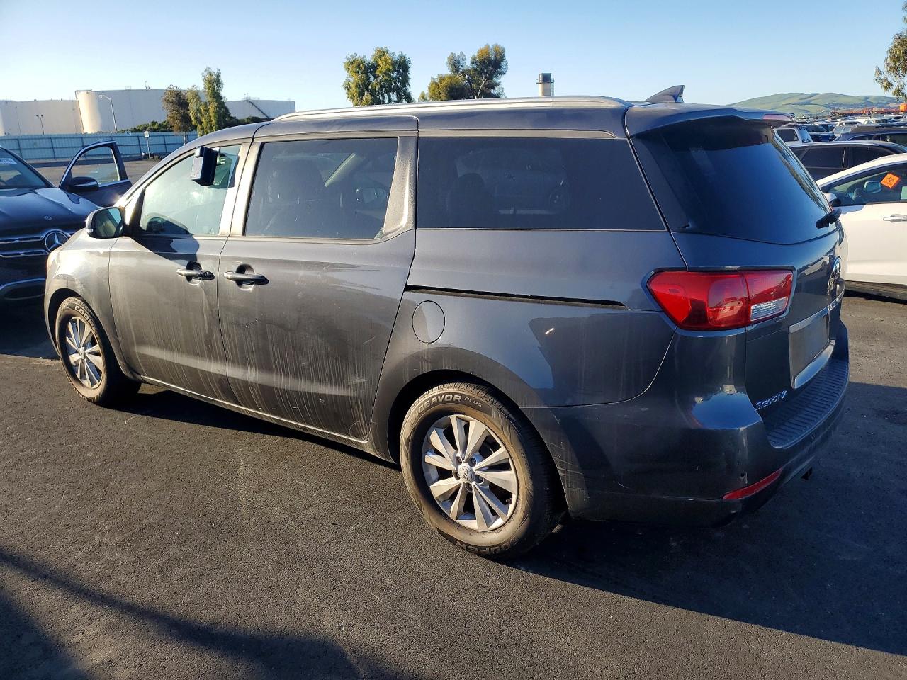 2017 KIA SEDONA