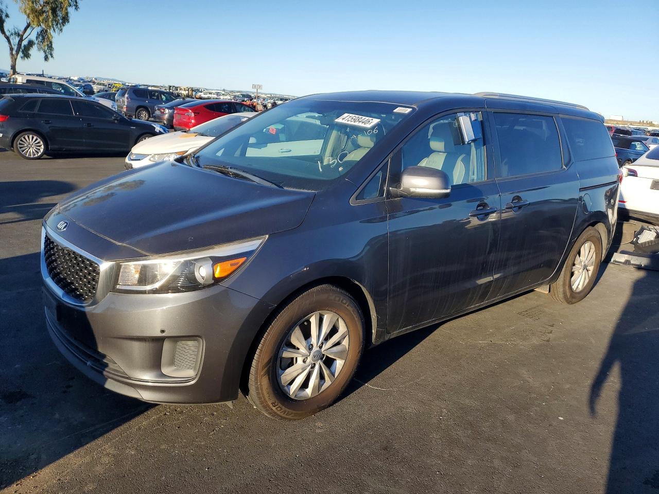 2017 KIA SEDONA
