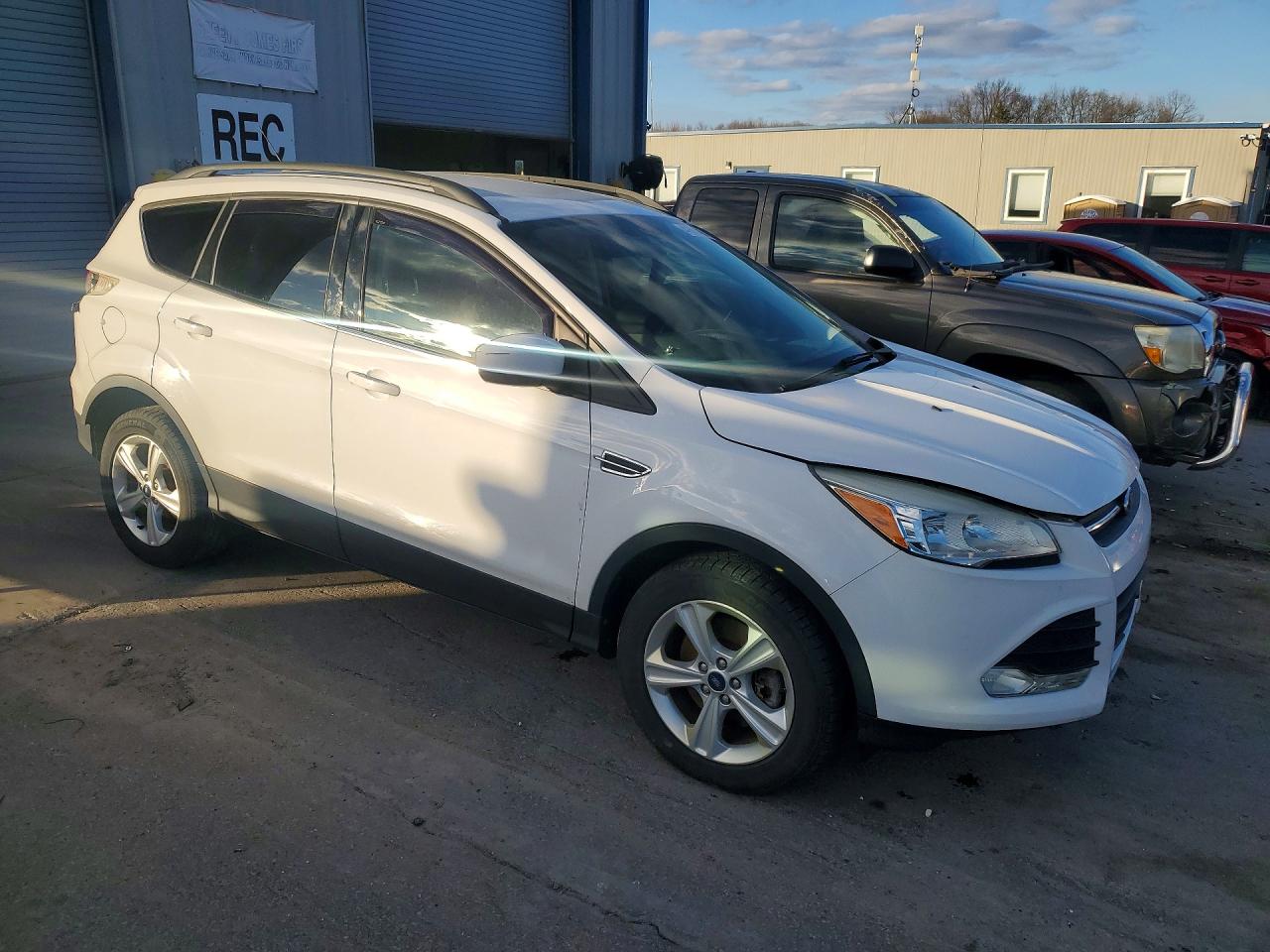 2014 FORD ESCAPE