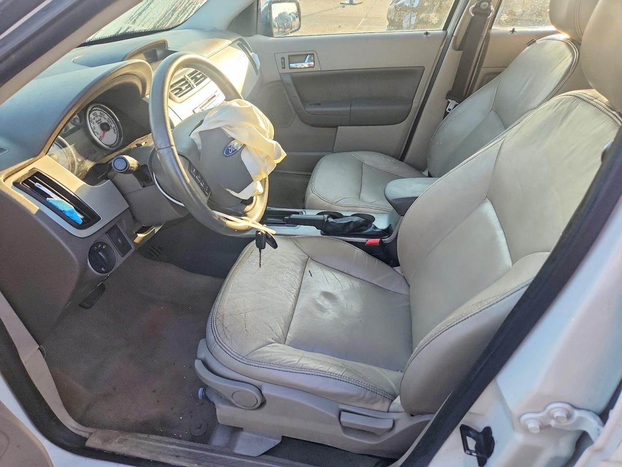 2010 FORD FOCUS