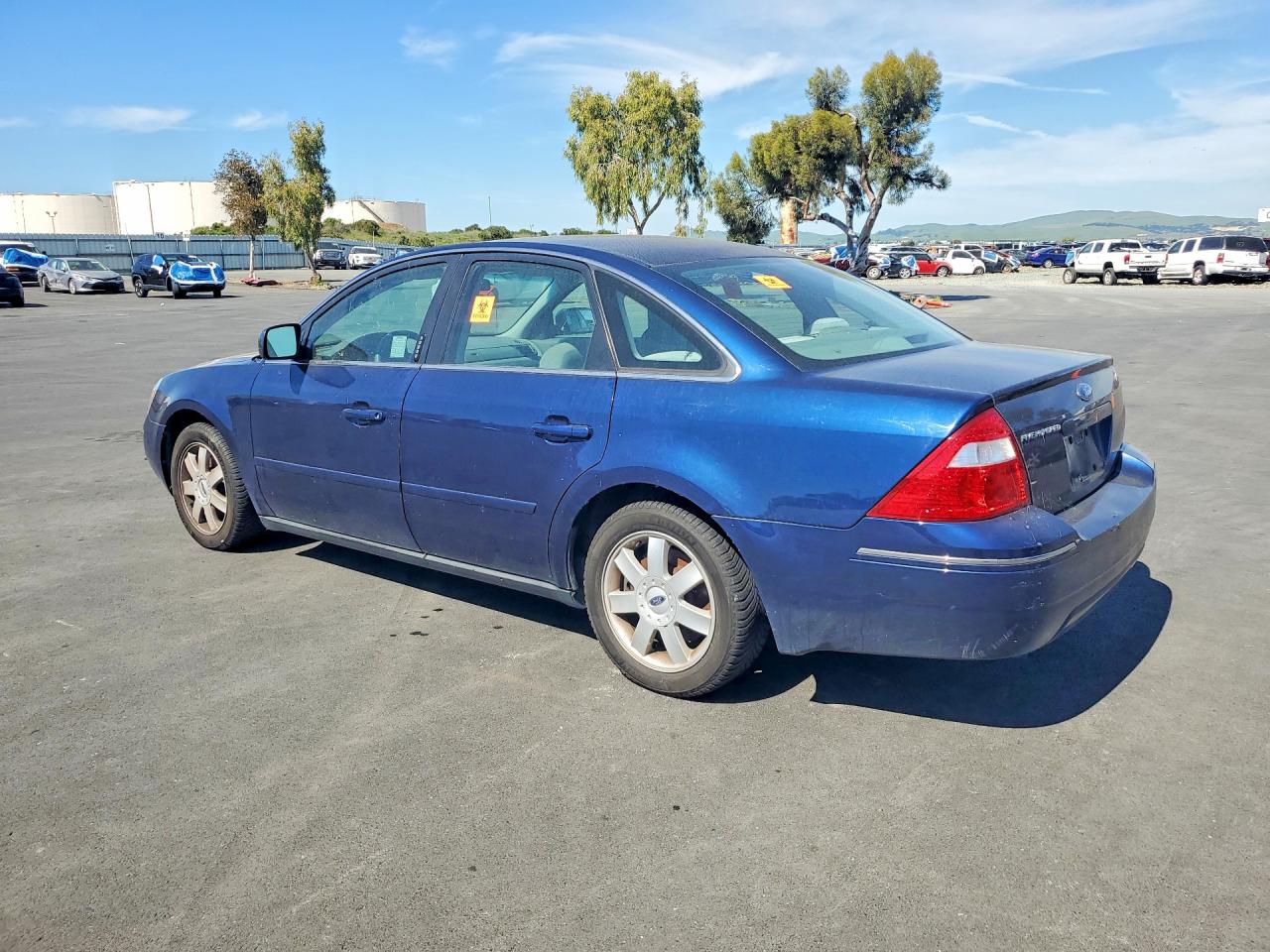 2005 FORD FIVE HUNDR