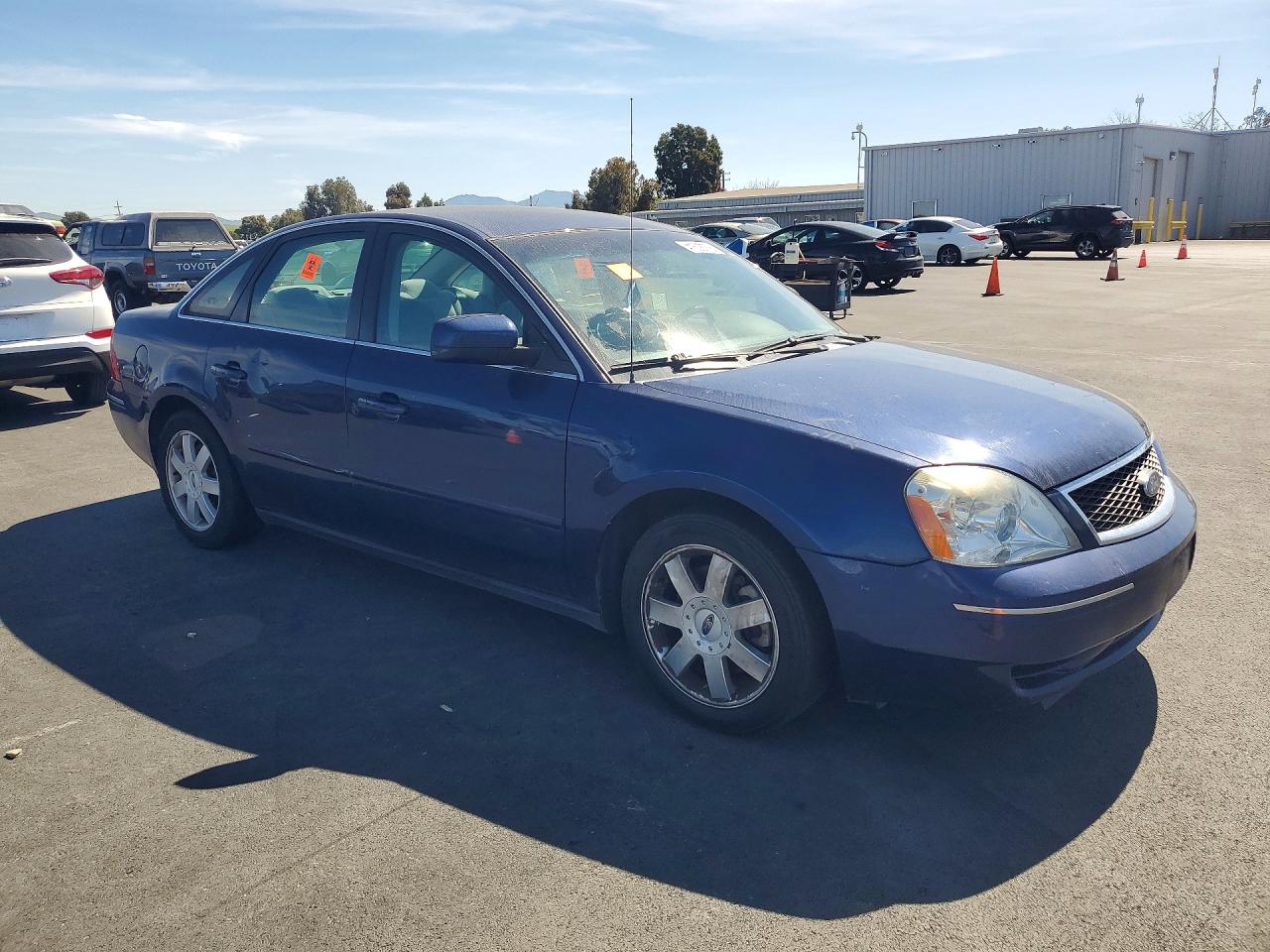 2005 FORD FIVE HUNDR