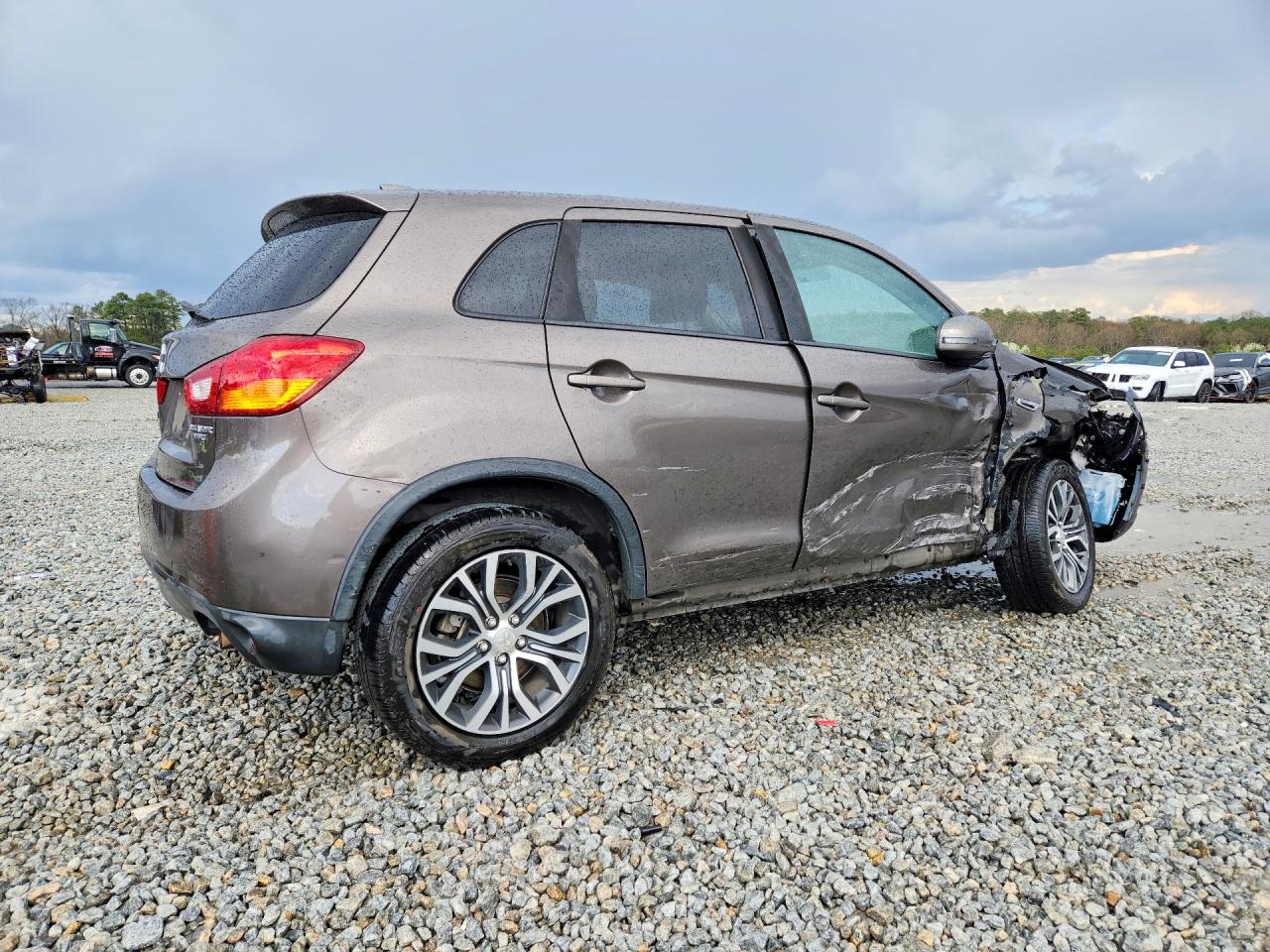 2017 MITSUBISHI OUTLANDER