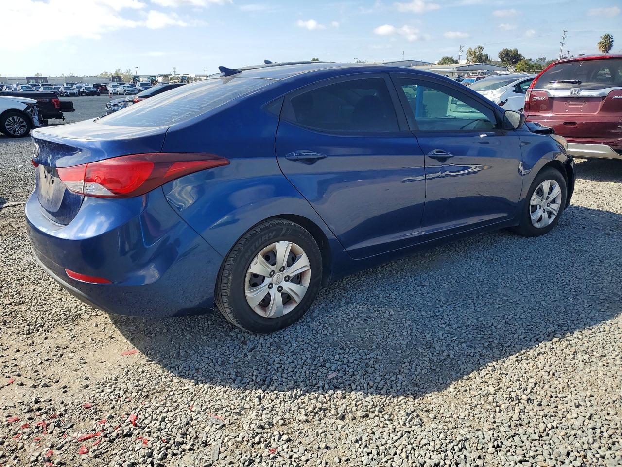2016 HYUNDAI ELANTRA