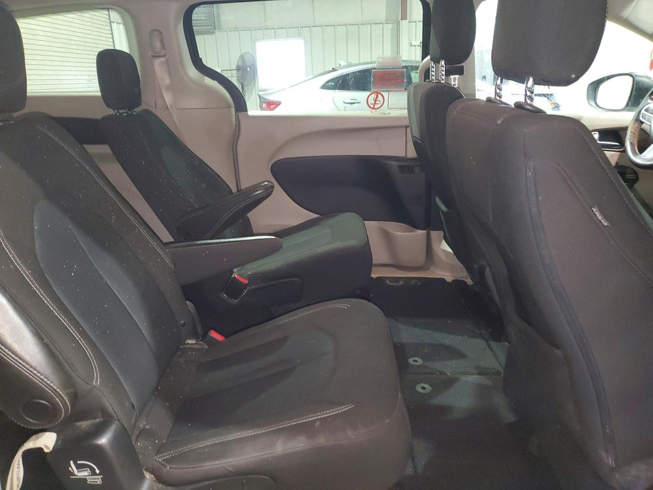 2022 CHRYSLER MINIVAN