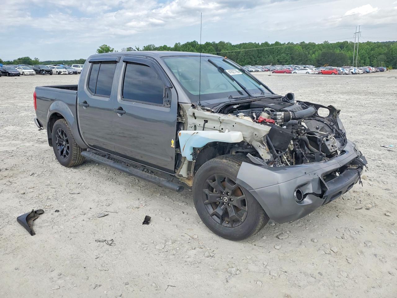 2020 NISSAN FRONTIER