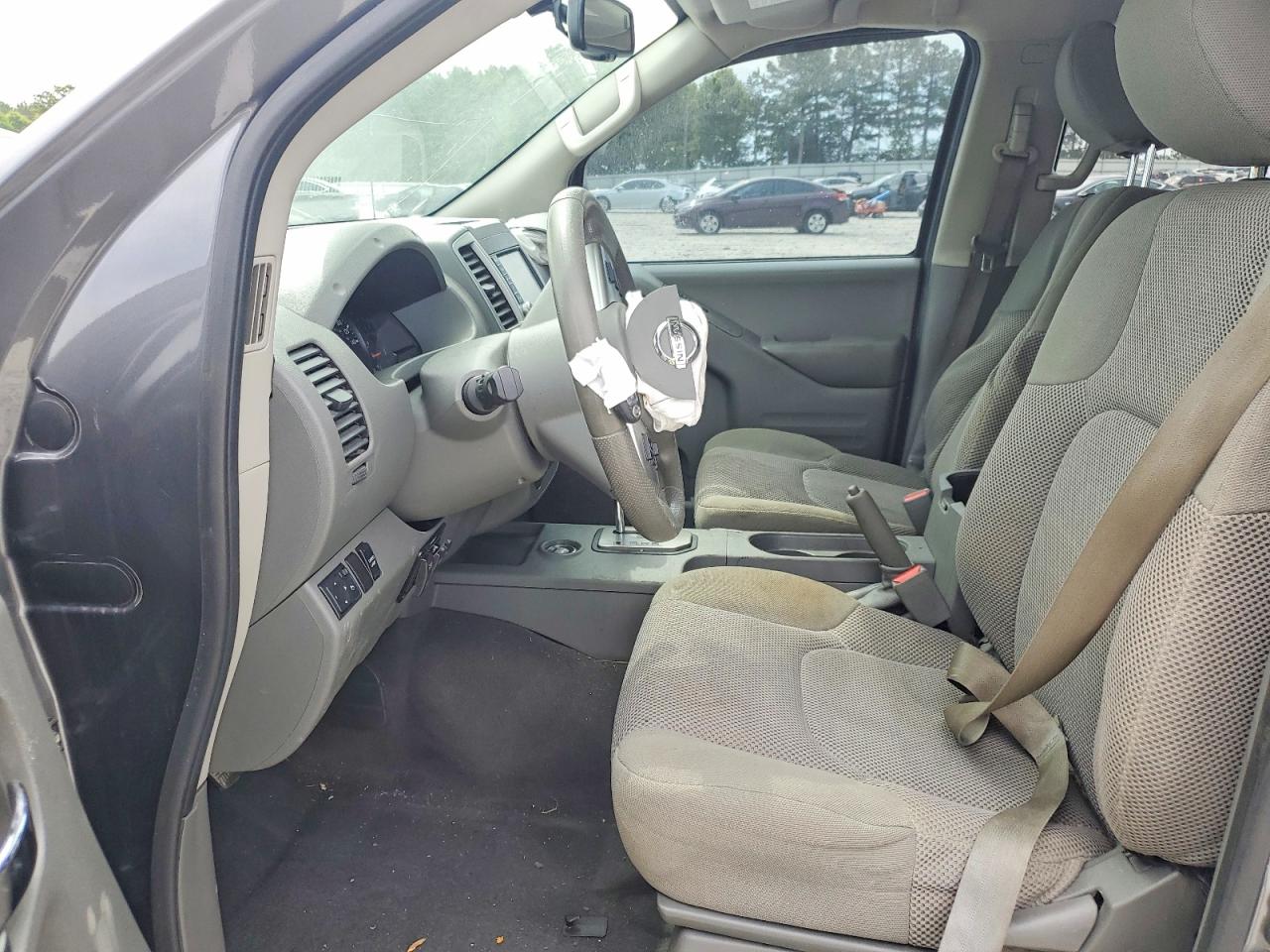 2020 NISSAN FRONTIER