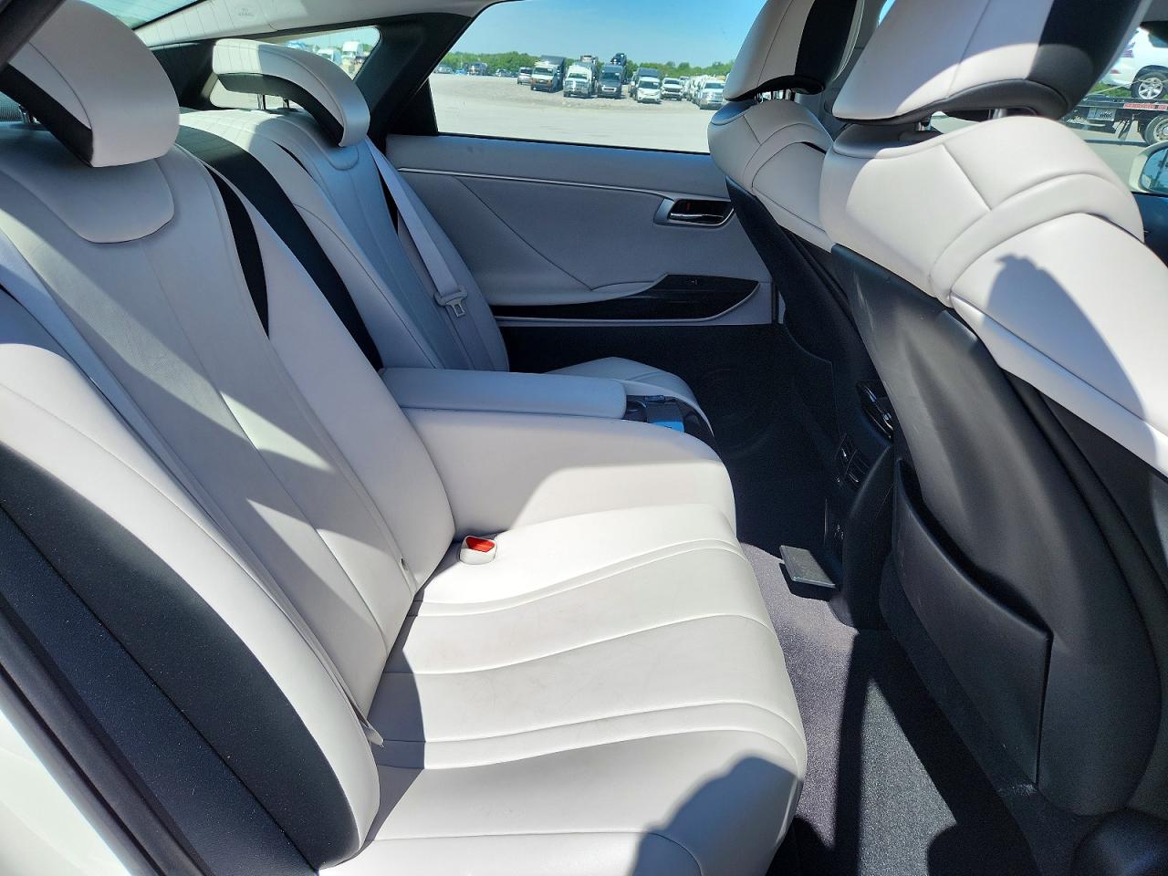 2018 TOYOTA MIRAI