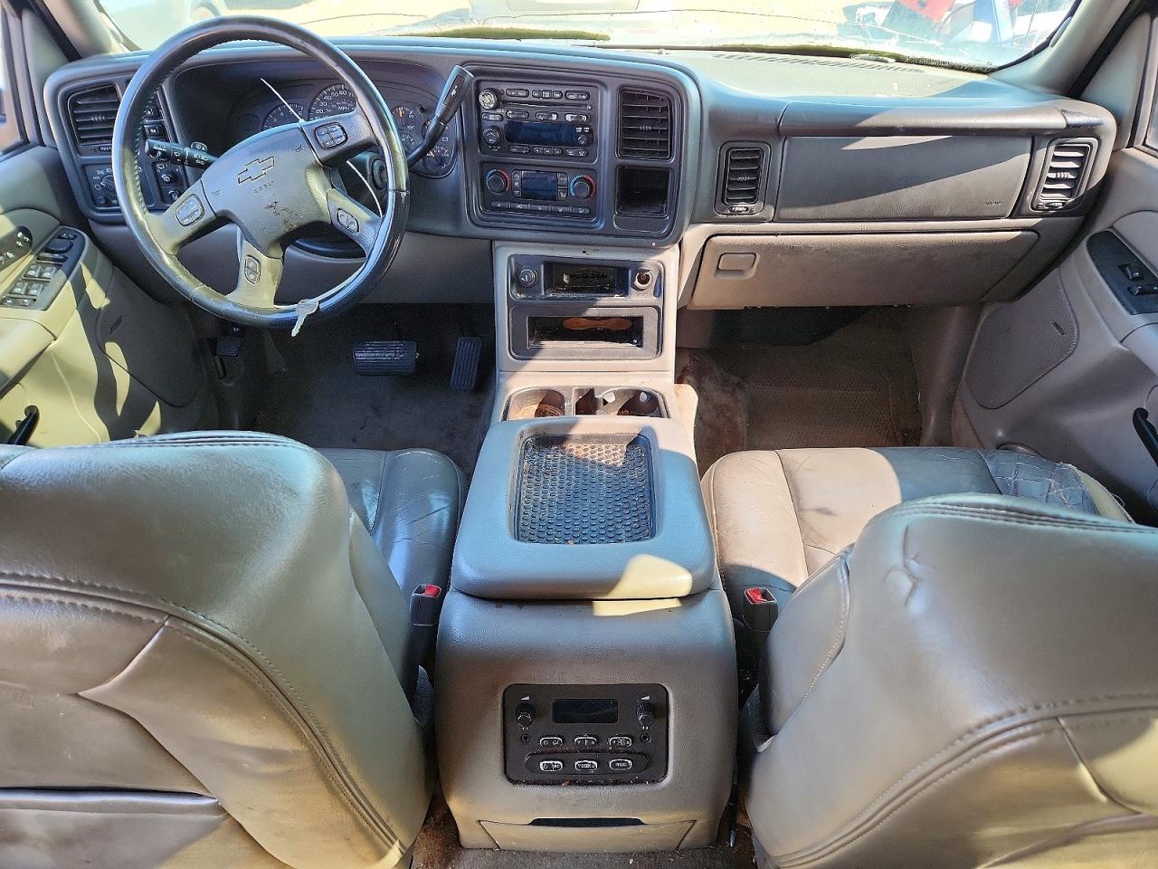 2005 CHEVROLET SUBURBAN