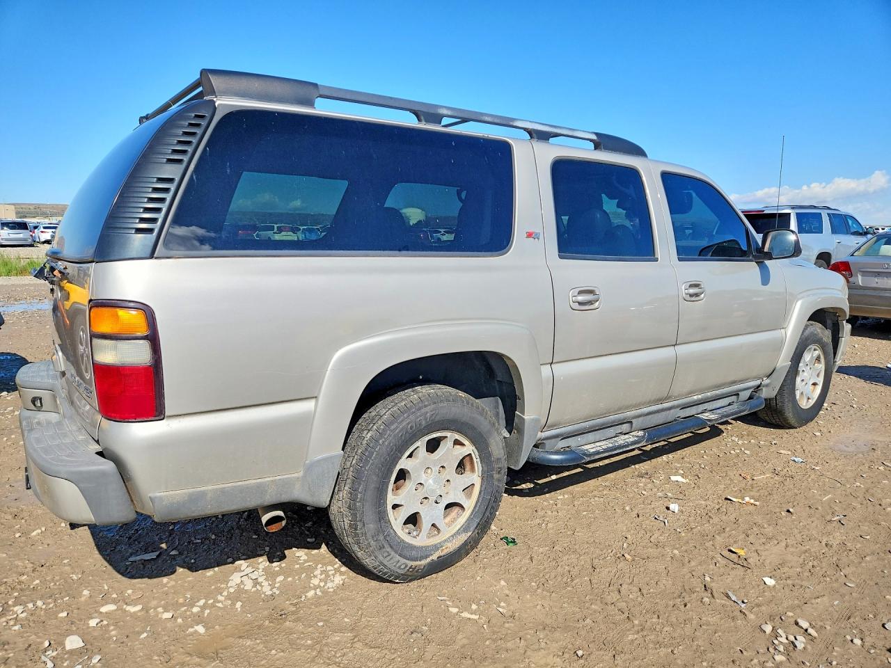 2005 CHEVROLET SUBURBAN