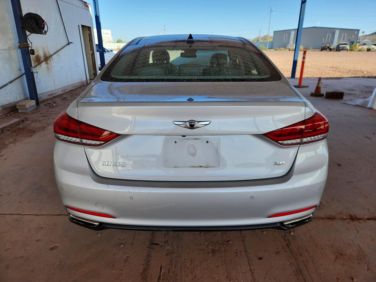 2015 HYUNDAI GENESIS