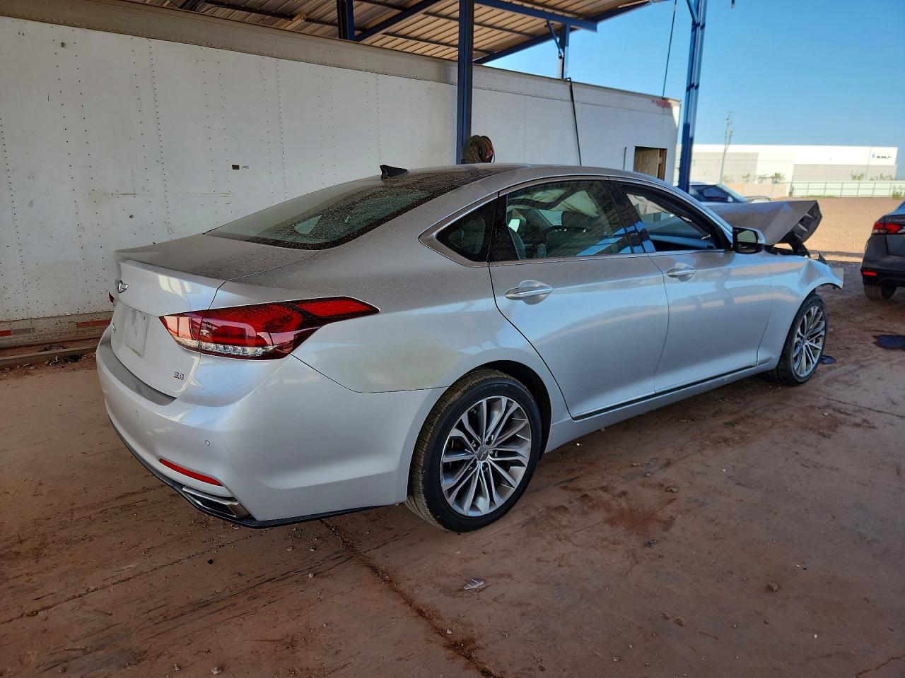 2015 HYUNDAI GENESIS