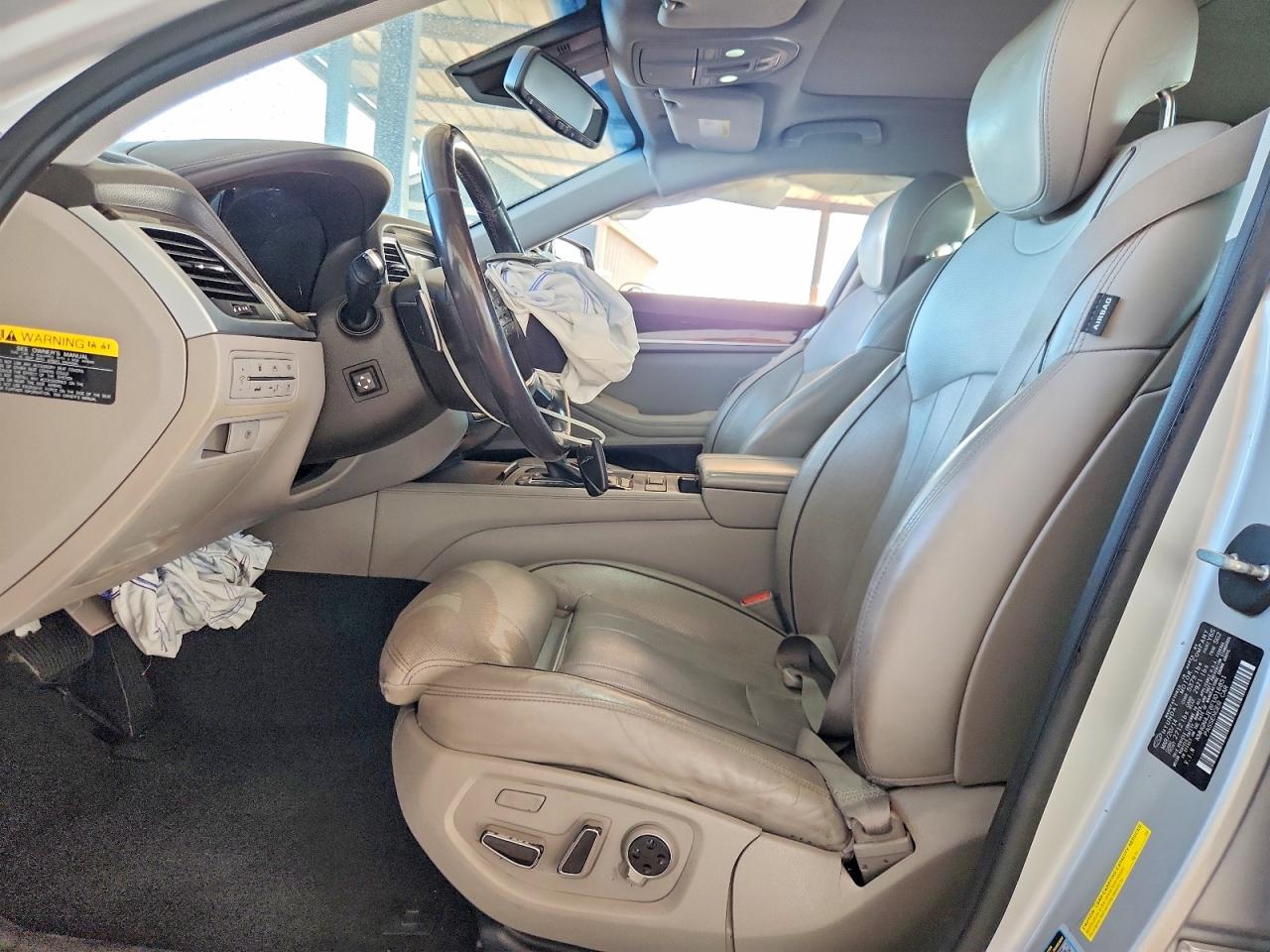 2015 HYUNDAI GENESIS