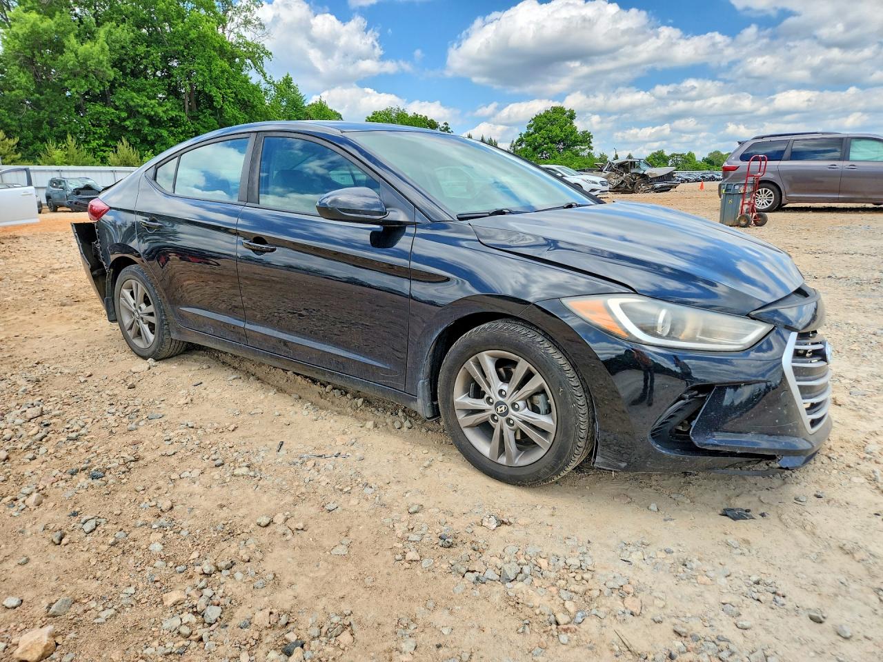 2018 HYUNDAI ELANTRA