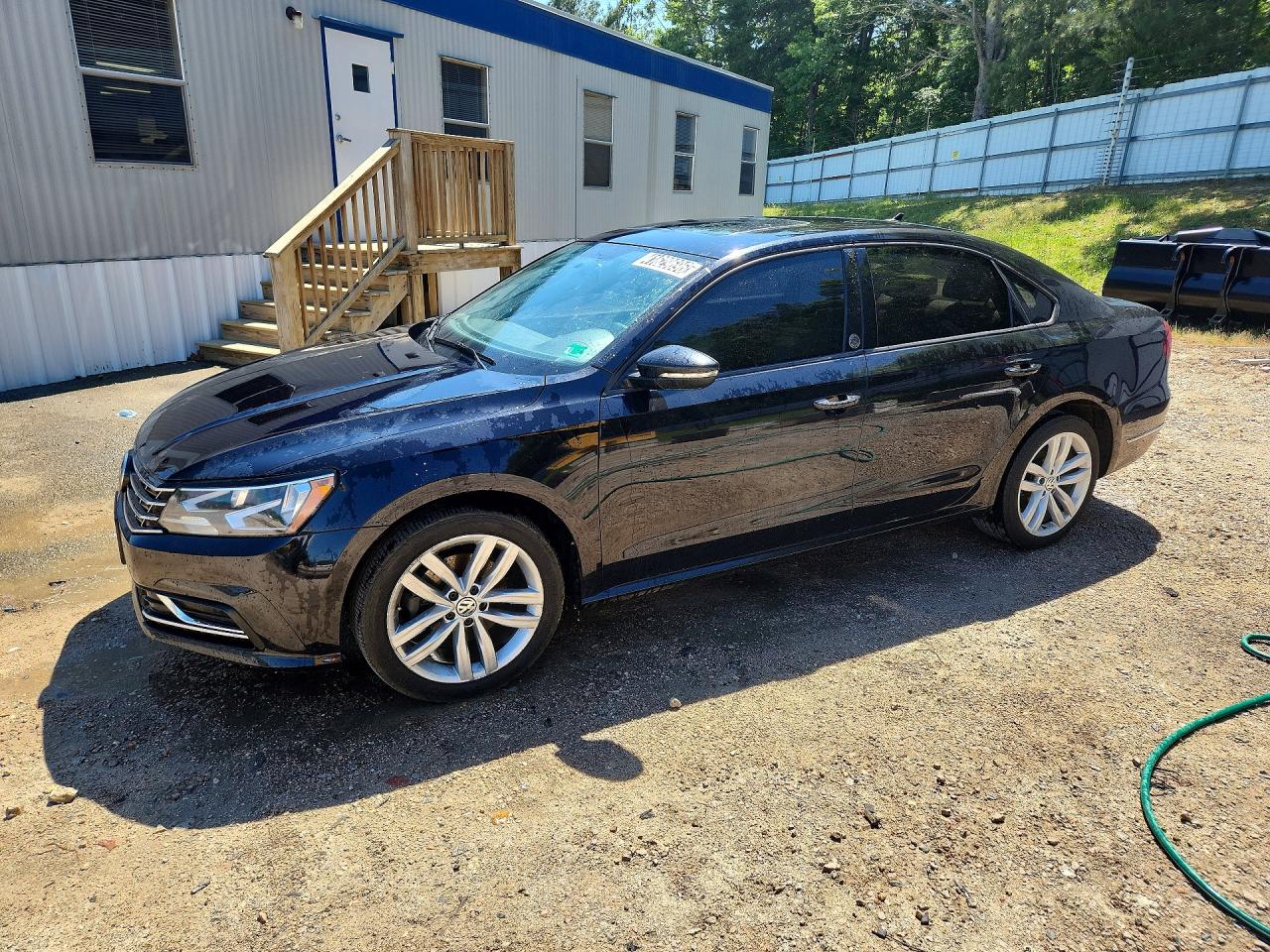 2019 VOLKSWAGEN PASSAT