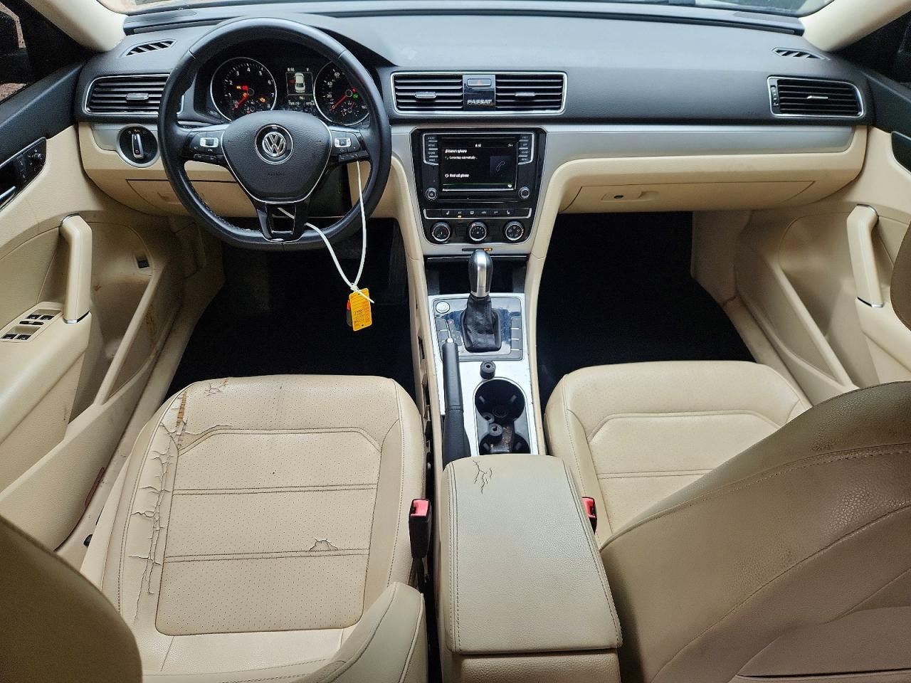 2019 VOLKSWAGEN PASSAT