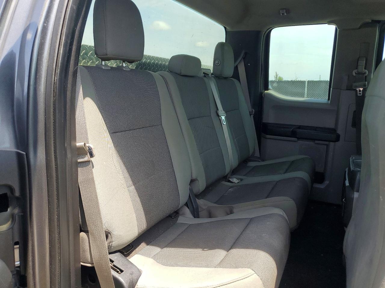 2015 FORD F150