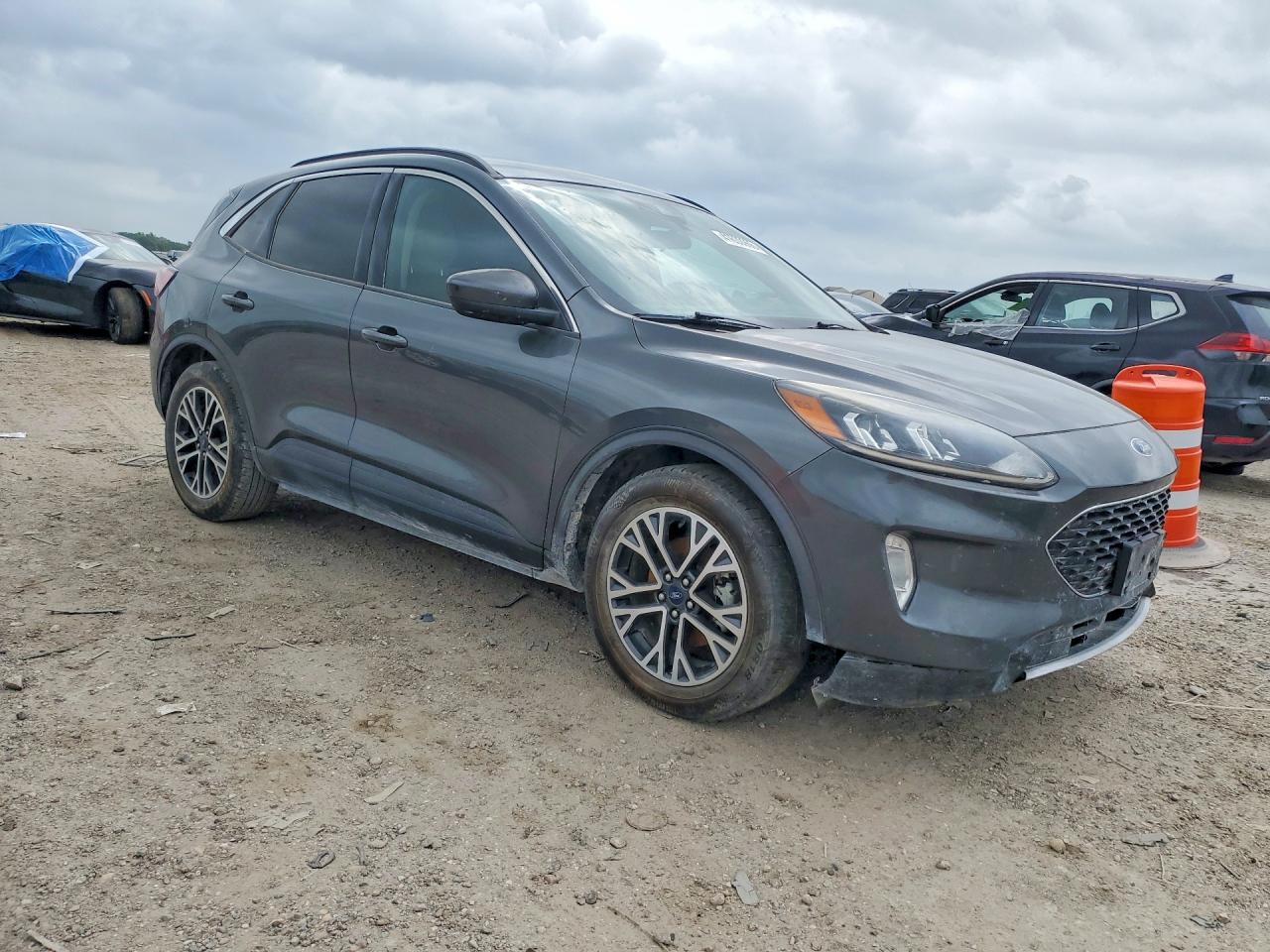 2020 FORD ESCAPE