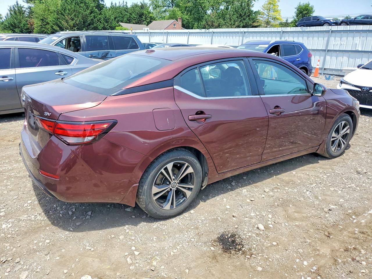 2022 NISSAN SENTRA