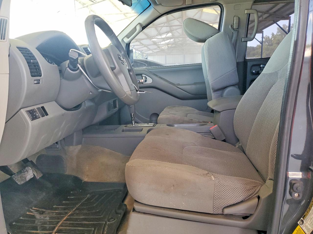 2012 NISSAN FRONTIER