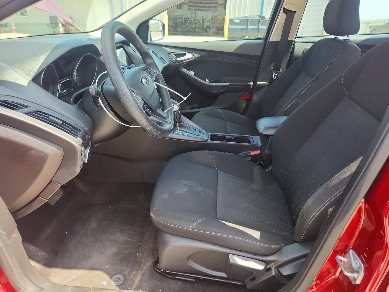 2017 FORD FOCUS