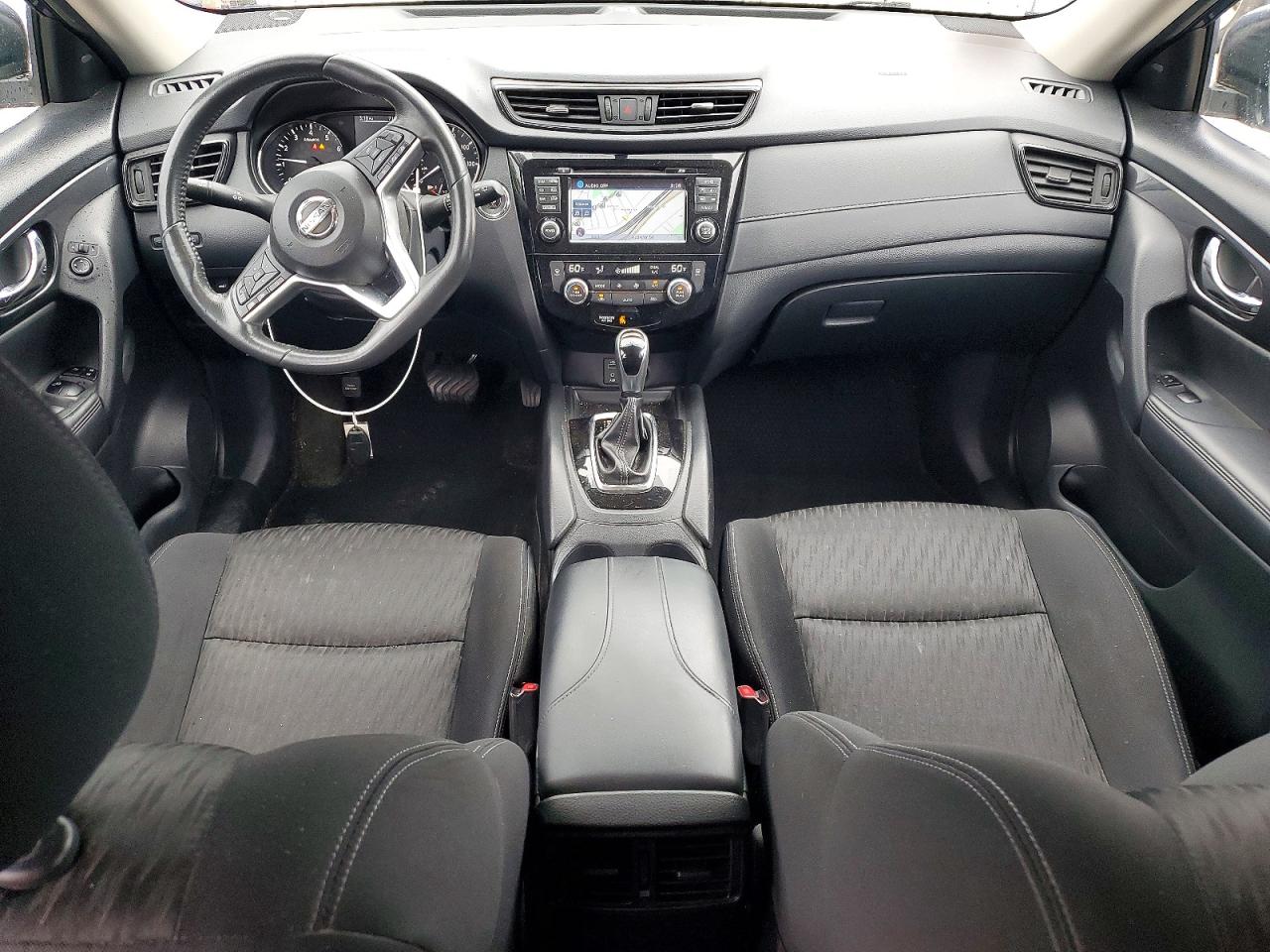 2017 NISSAN ROGUE