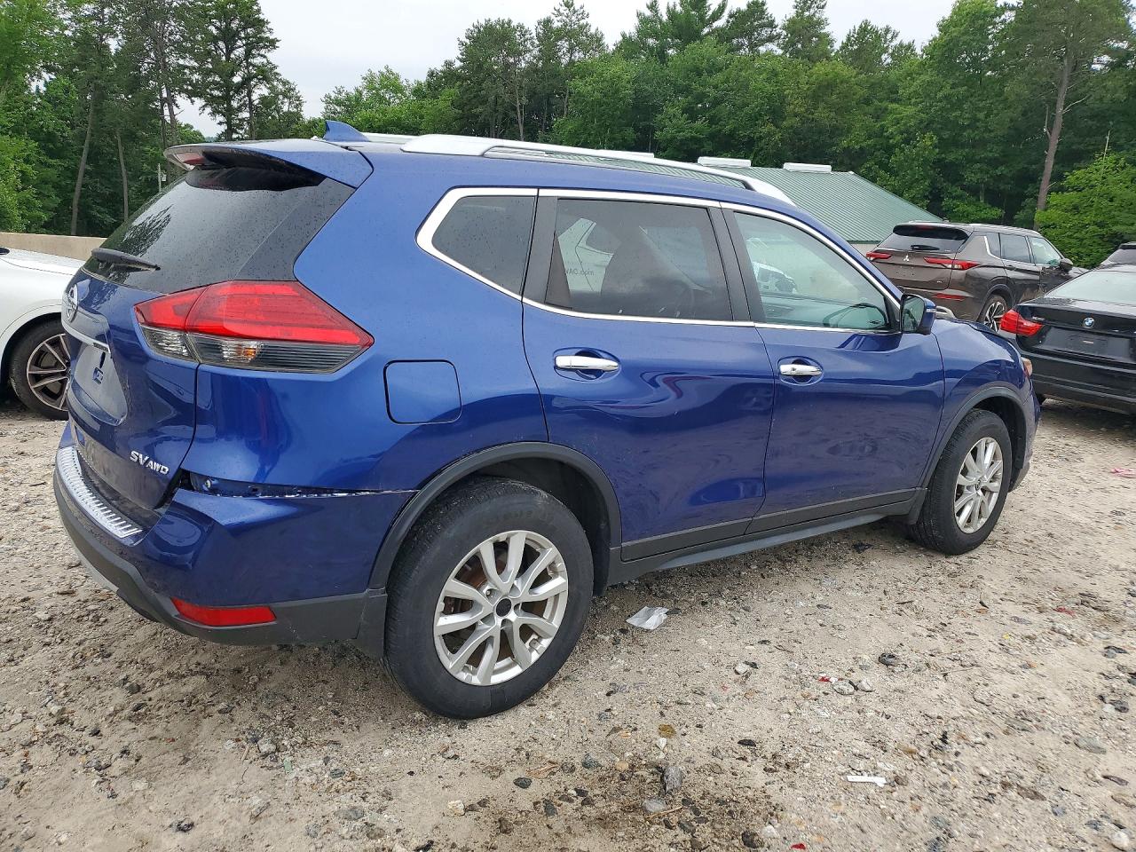 2017 NISSAN ROGUE