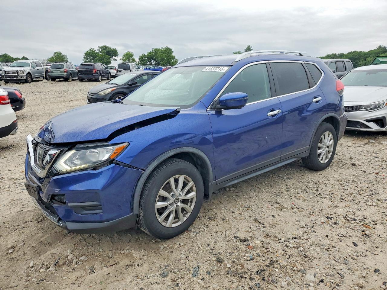 2017 NISSAN ROGUE