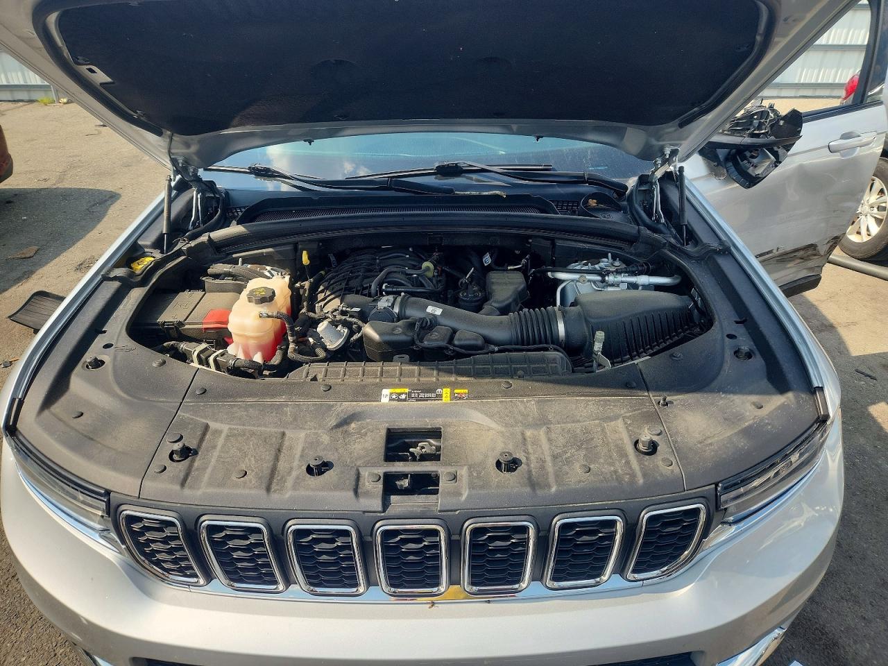 2023 JEEP CHEROKEE