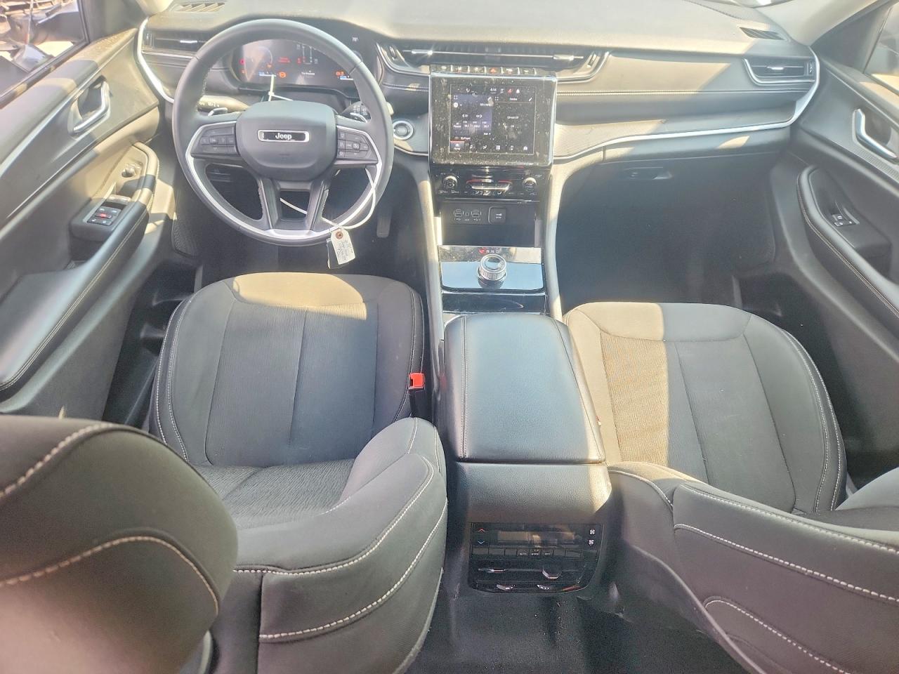 2023 JEEP CHEROKEE