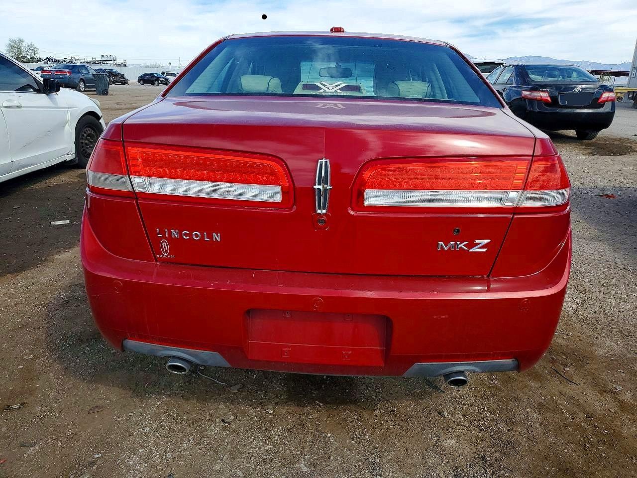 2010 LINCOLN TOWNHOUSE MKZ