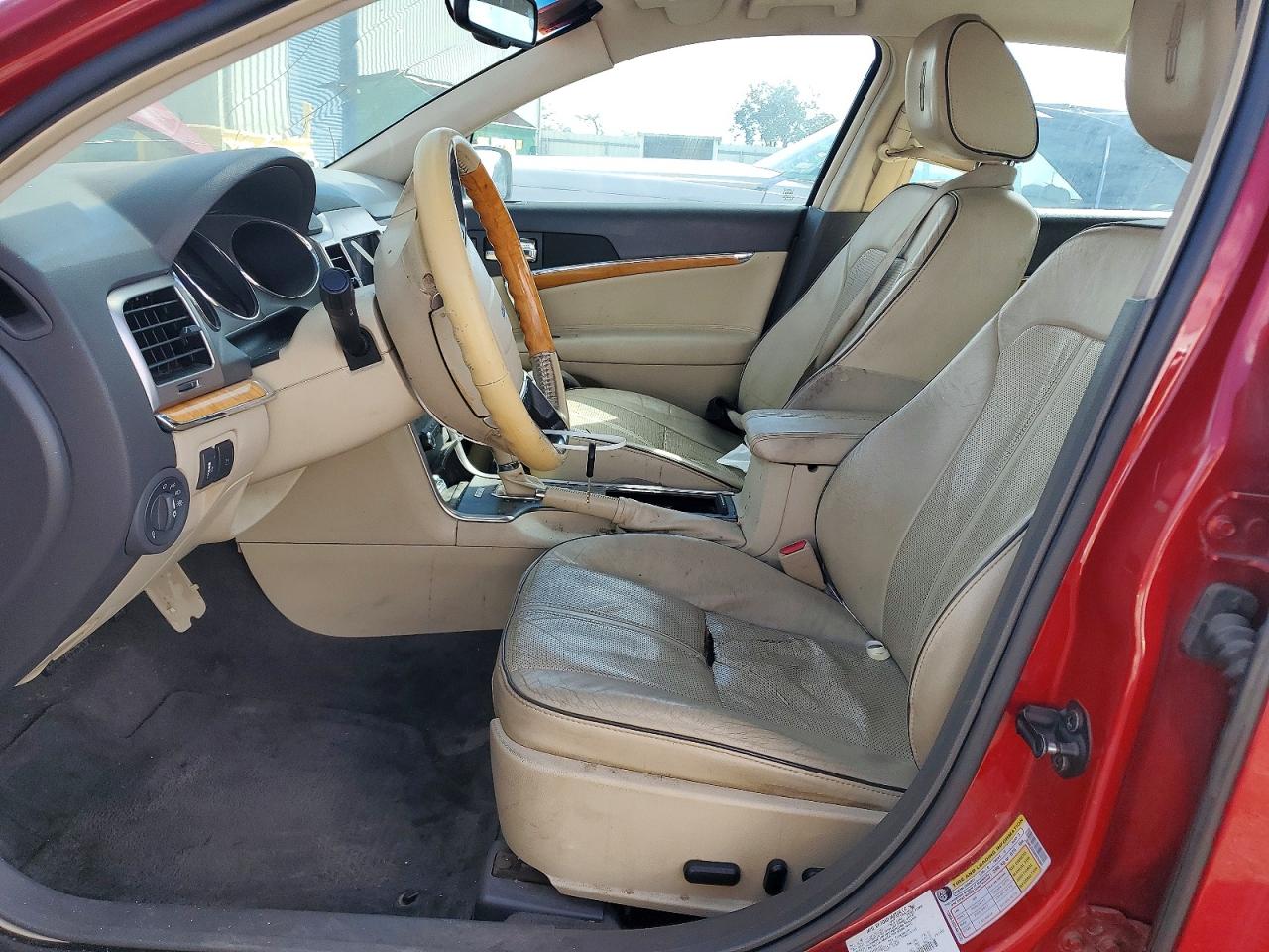 2010 LINCOLN TOWNHOUSE MKZ