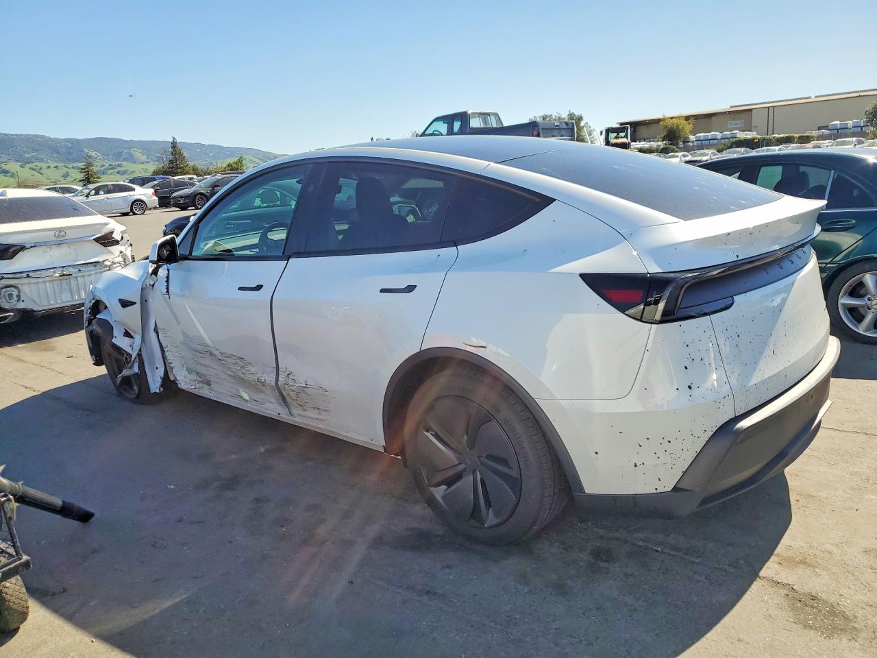 2026 TESLA MODEL Y