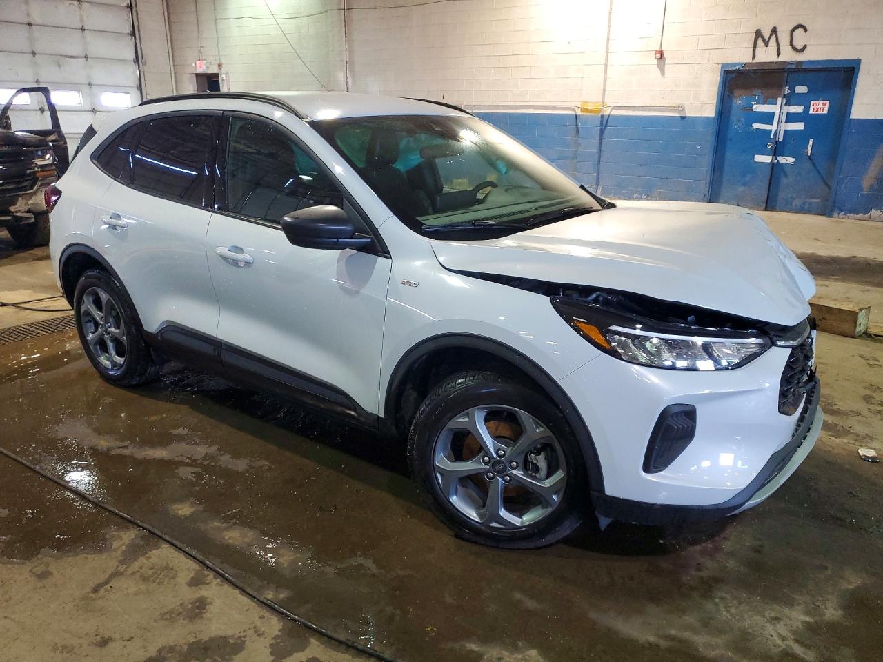 2025 FORD ESCAPE