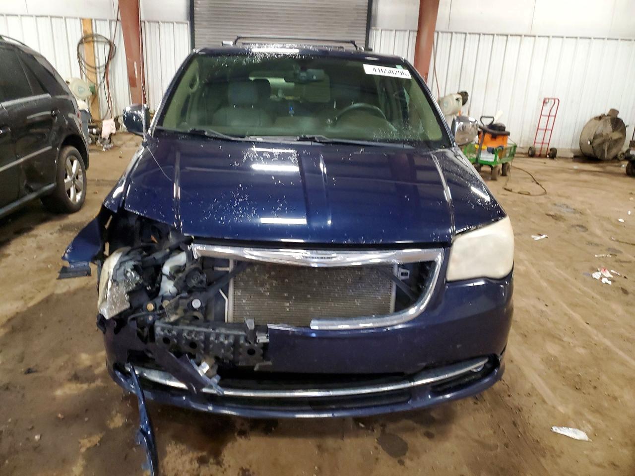 2013 CHRYSLER MINIVAN