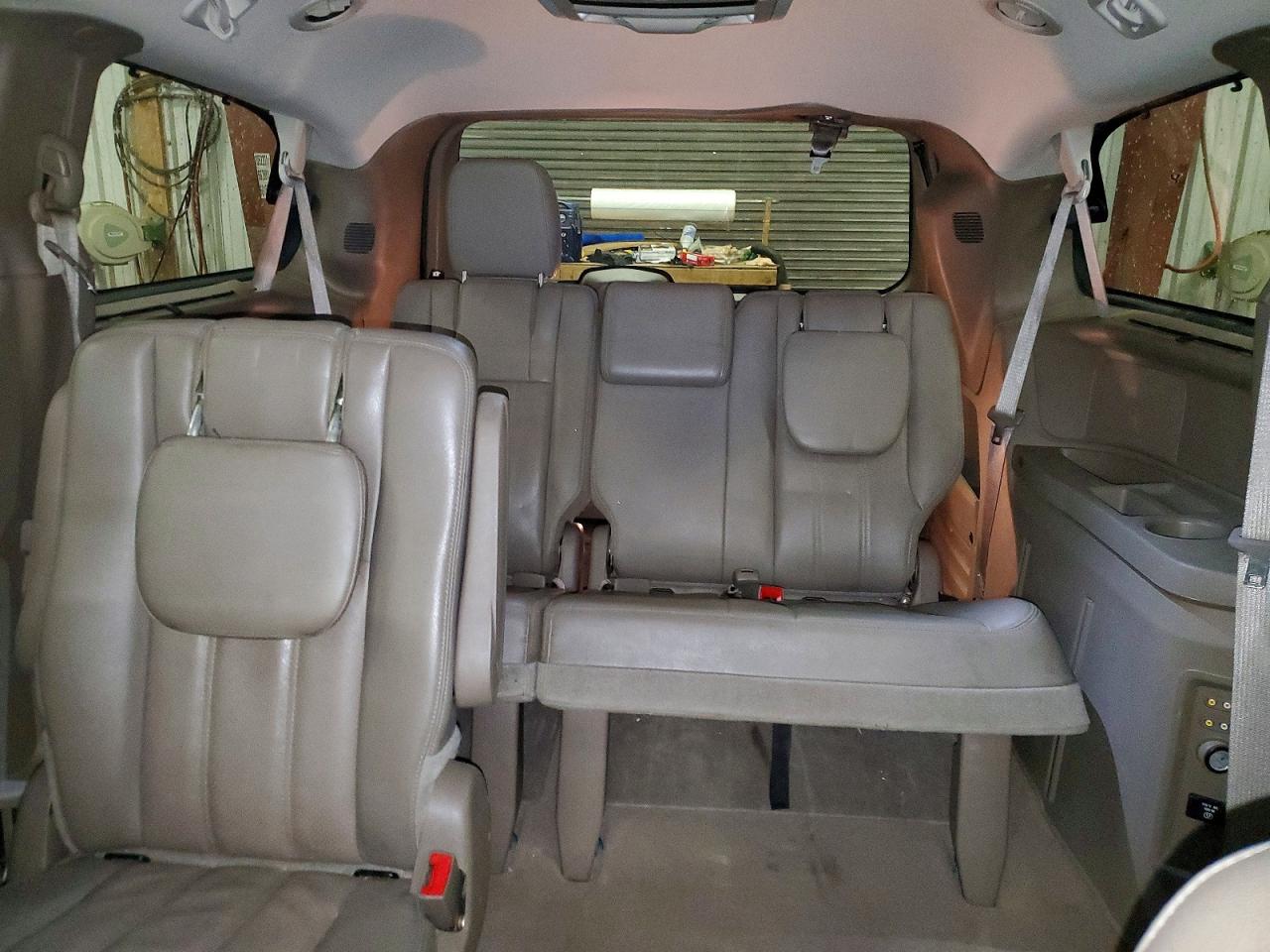 2013 CHRYSLER MINIVAN