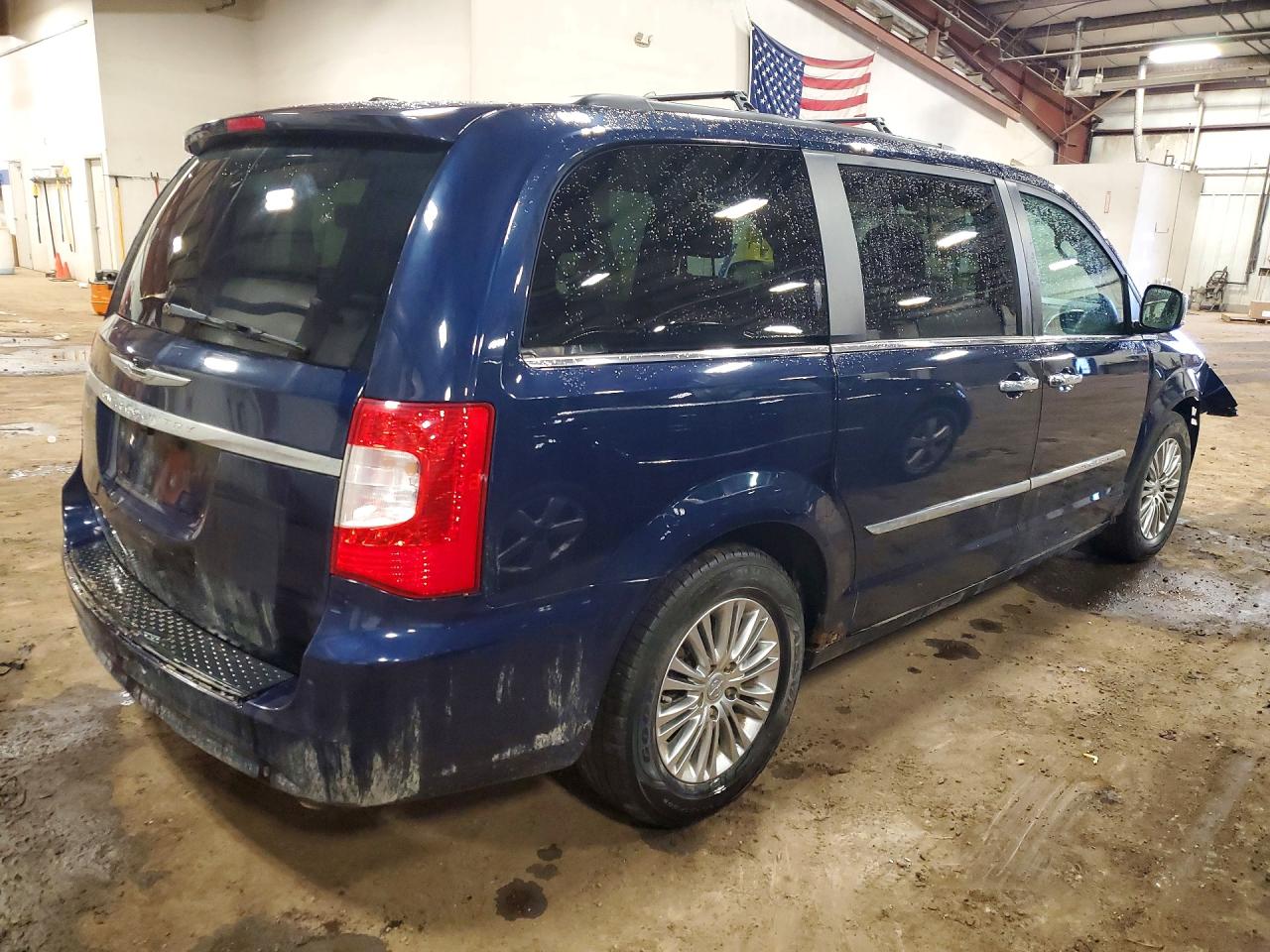 2013 CHRYSLER MINIVAN
