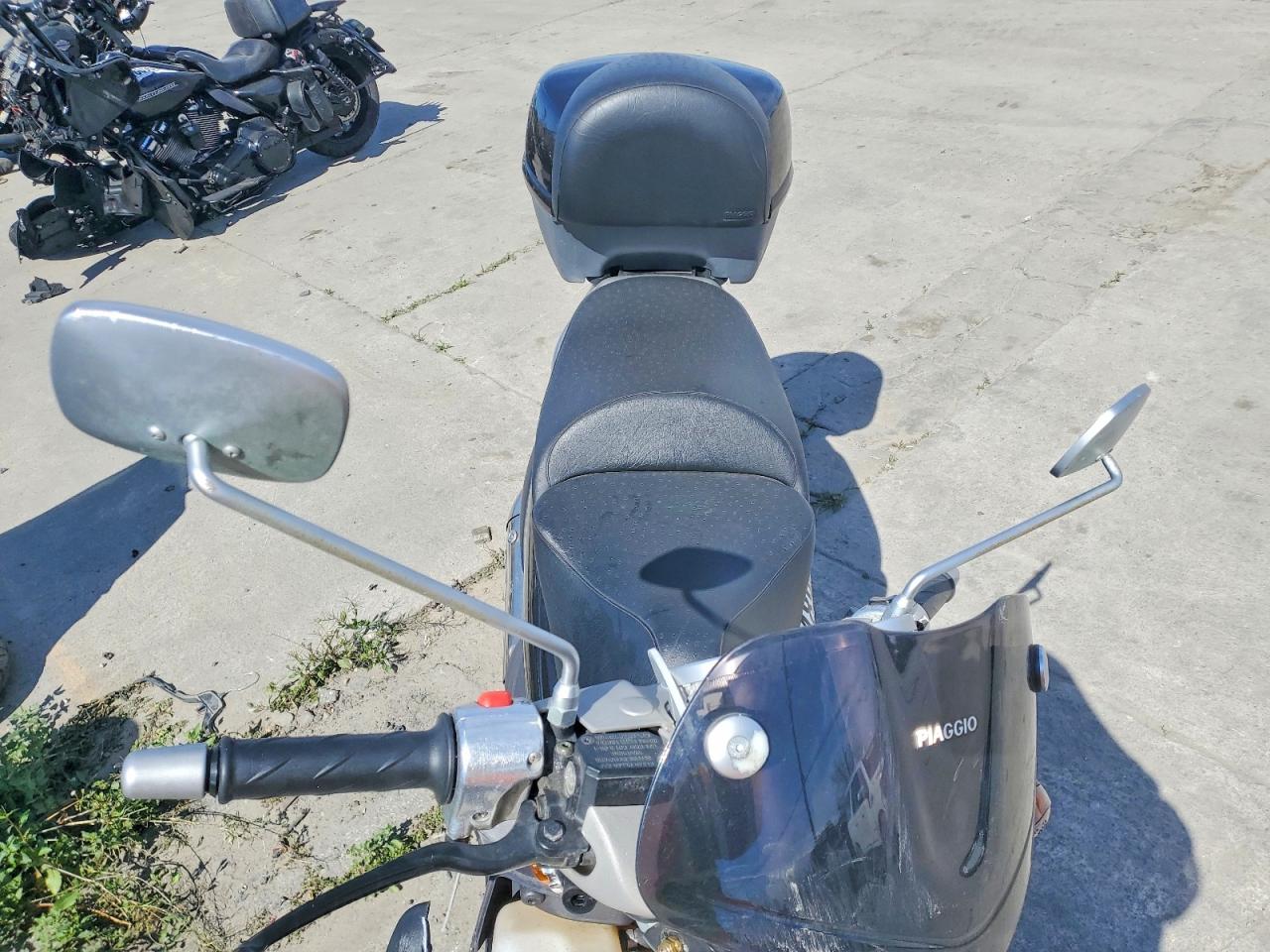 2005 PIAGGIO SCOOTER