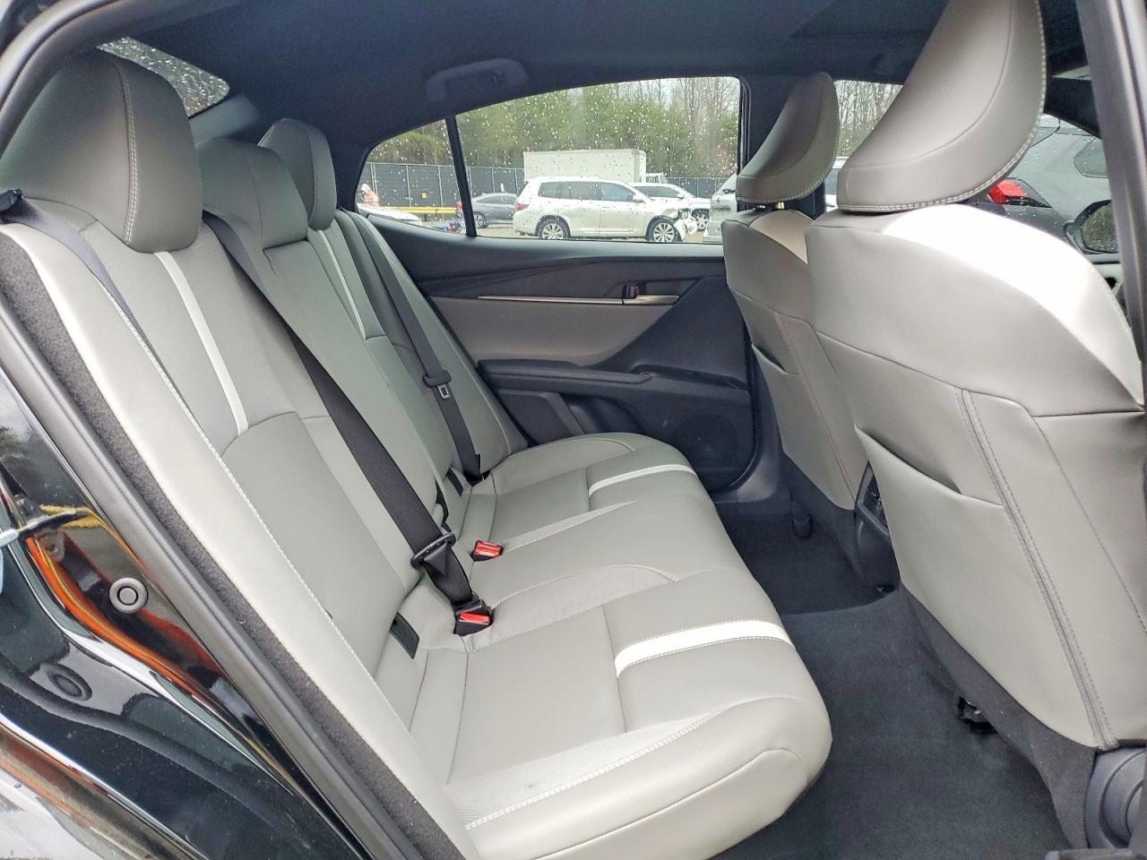 2025 TOYOTA CAMRY