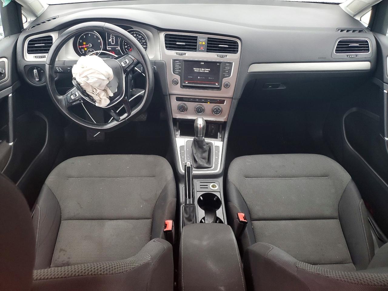 2016 VOLKSWAGEN GOLF