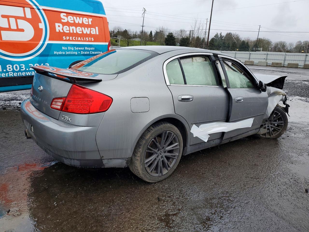 2004 INFINITI G35 BASE