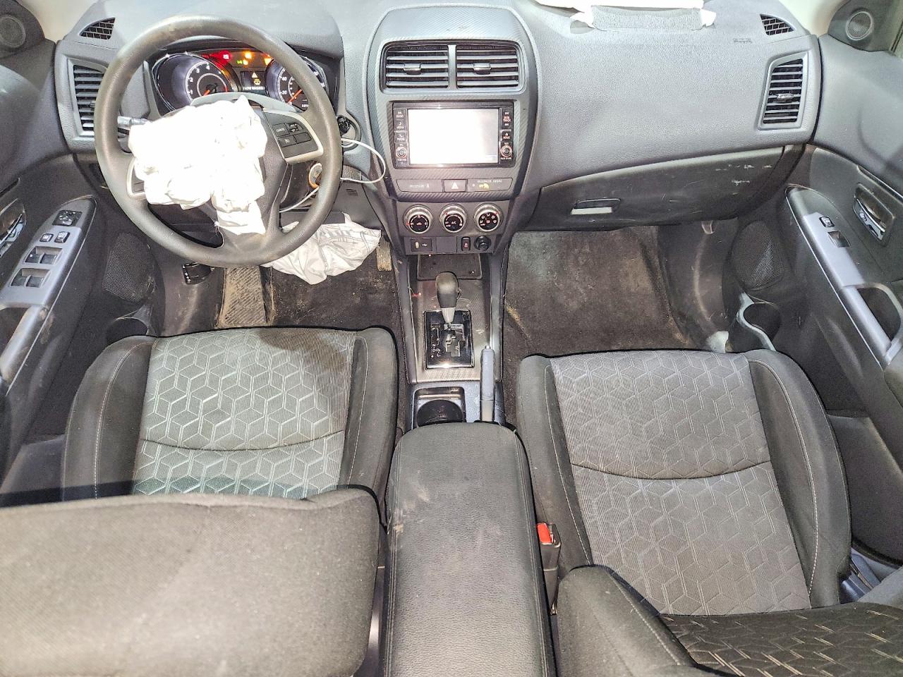 2024 MITSUBISHI OUTLANDER