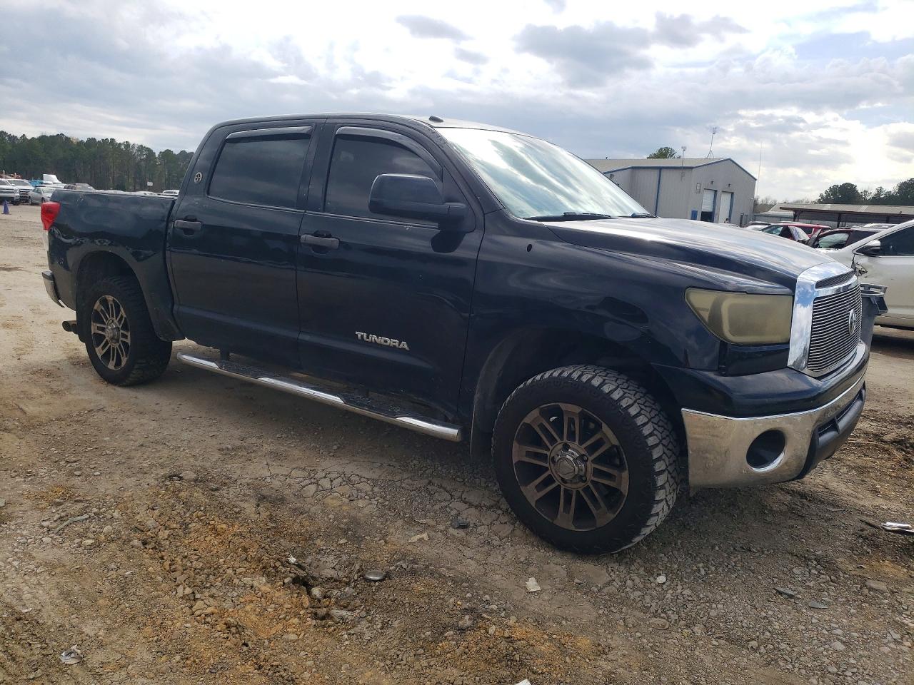 2012 TOYOTA TUNDRA