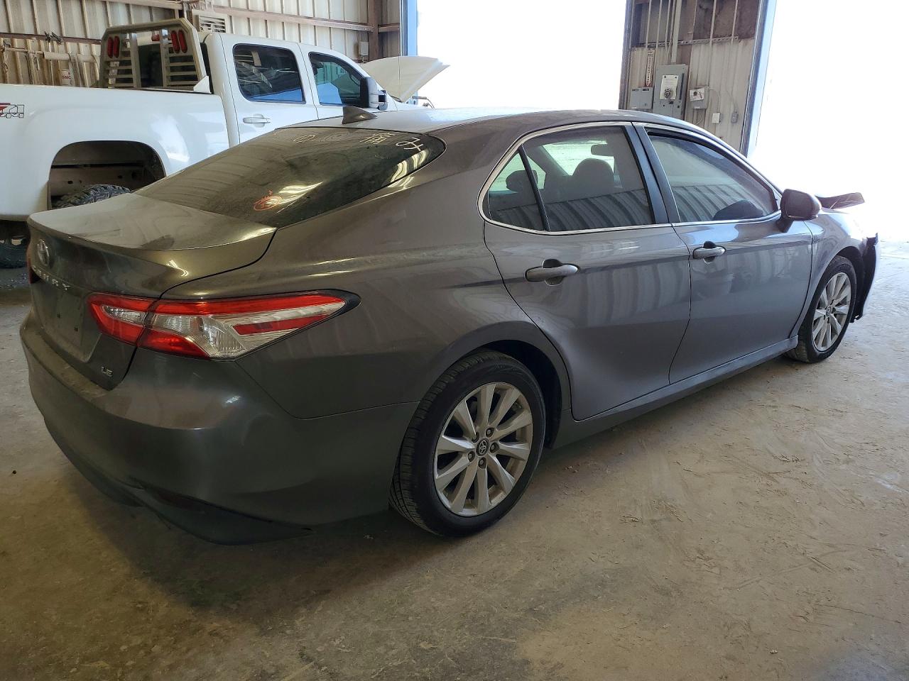 2019 TOYOTA CAMRY