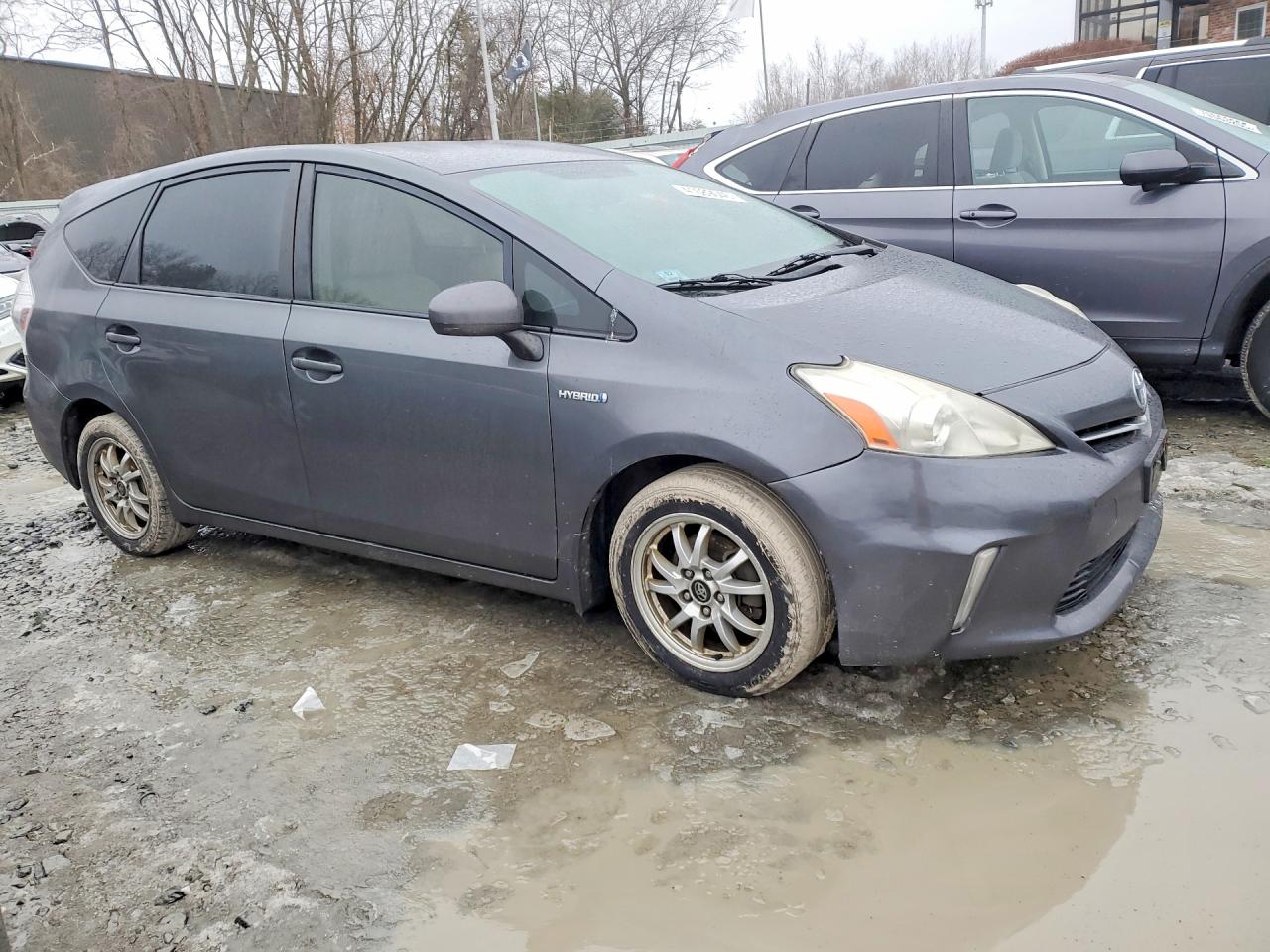 2012 TOYOTA PRIUS V