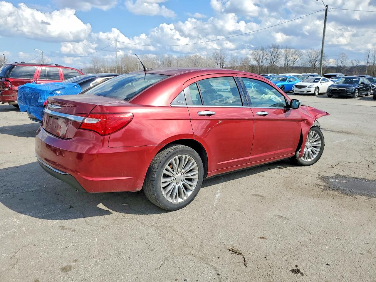 2013 CHRYSLER 200